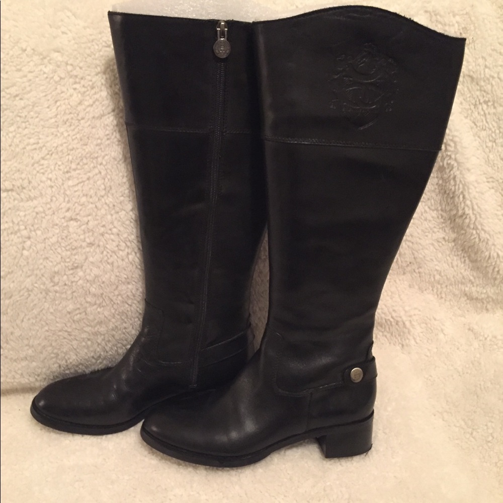 Etienne Aigner leather boots